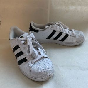 Adidas Superstar Shoes (kids 3.5, women’s 5/6)